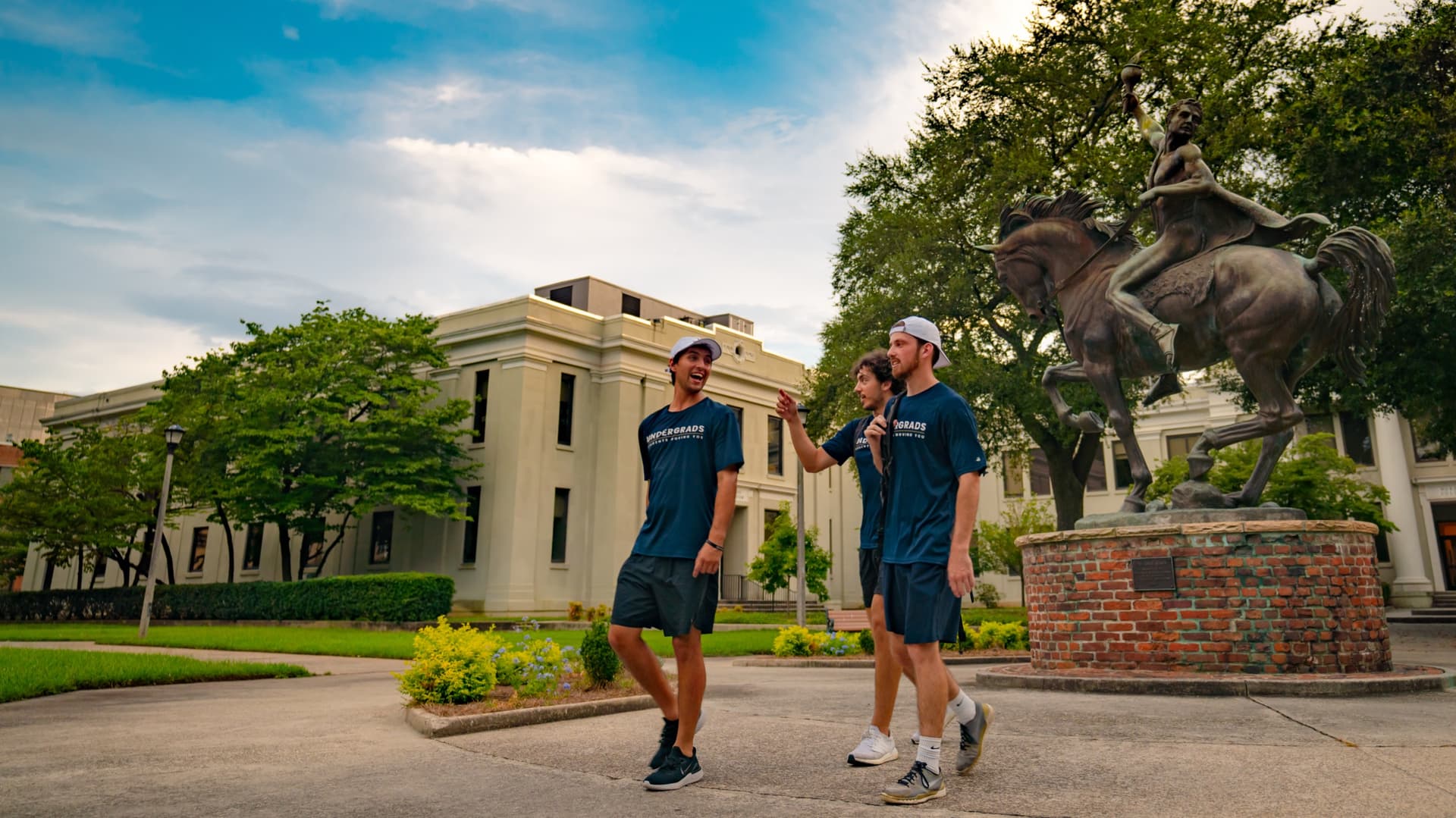 Undergrads student movers on a college campus